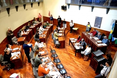 Cortocircuito libertario: Milei perdió otro bloque de La Libertad Avanza  en el Conurbano bonaerense