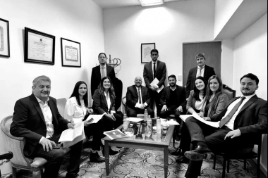 Con foto en La Rosada, La Libertad Avanza y PRO-Libertad oficializan su fusión en Diputados bonaerenses