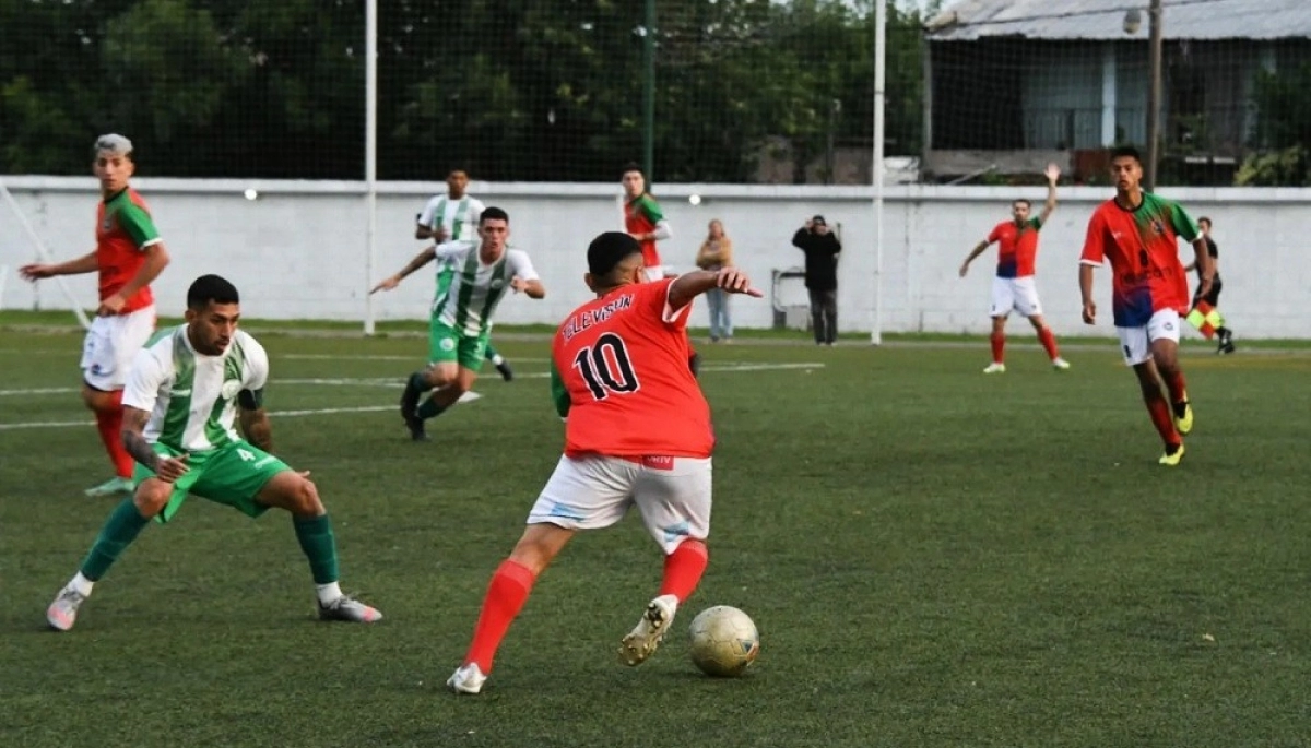 Para promover el fútbol amateur, diputados presentaron un proyecto para crear la “Copa Bonaerense”