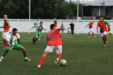Para promover el fútbol amateur, diputados presentaron un proyecto para crear la “Copa Bonaerense”