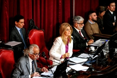 Planta de GNL: Magario lamentó la decisión “ideologizada” de Milei y afirmó que busca “atropellar” lo construido