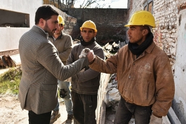 Egüen aumentó los salarios de municipales y los duplicó en relación a la inflación