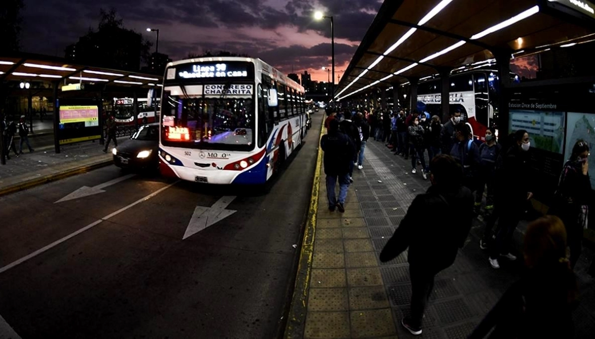 Alerta en el AMBA: asoma una posible reducción en el servicio de colectivos