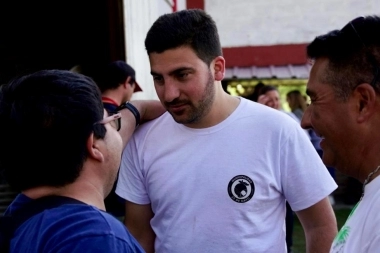 Junto a trabajadores del municipio,  Egüen festejó el Día del Empleado Municipal en 25 de Mayo