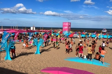 Malaisi le exigió a Kicillof que dé explicaciones por un gasto millonario en kits playeros