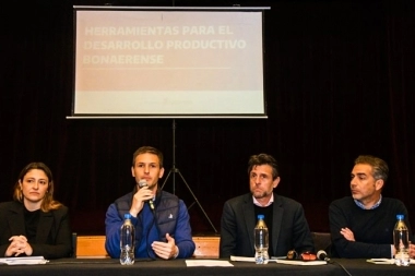 Mantegazza encabezó una charla con emprendedores de San Vicente y anunció líneas de financiamiento