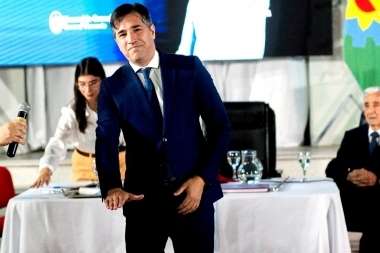 Flexas sepultó los dichos de Mayra Arena y recalcó que su discurso “legitima” la mala imagen de la política