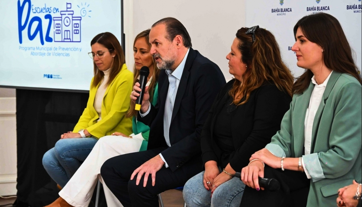 Susbielles presentó “Escuelas en Paz”, un programa para prevenir la violencia escolar en Bahía Blanca