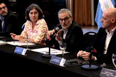 “Miente otra vez”: desde Nación fustigaron a Kreplak por criticar la táctica para paliar el dengue