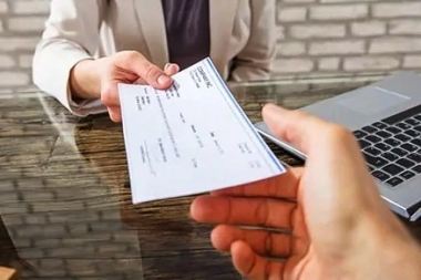 Nación busca prohibir el pago de tasas municipales con facturas de otros servicios en la Provincia