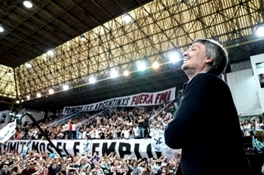 Para apañar el acto de Kicillof, Máximo Kirchner juntará a su tropa en La Plata