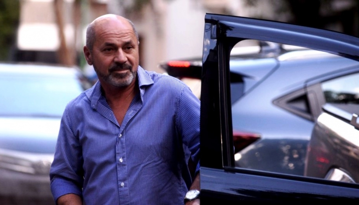 Secco le suma tensión a la interna y le avisa a La Cámpora: “Las listas las va a armar Kicillof”