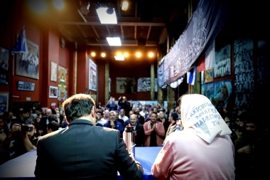Kicillof defendió a la Universidad de las Madres: “Milei embistió contra la historia”