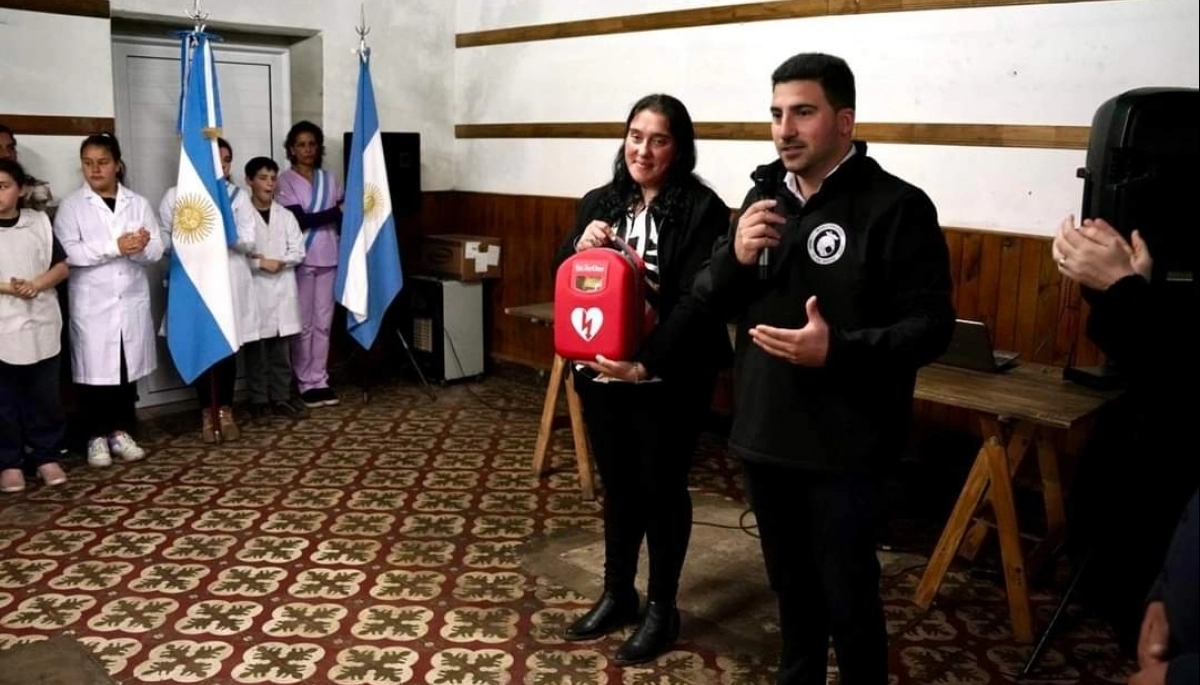 Egüen participó del acto por el 31º aniversario de la Sala de primeros auxilios de Ernestina