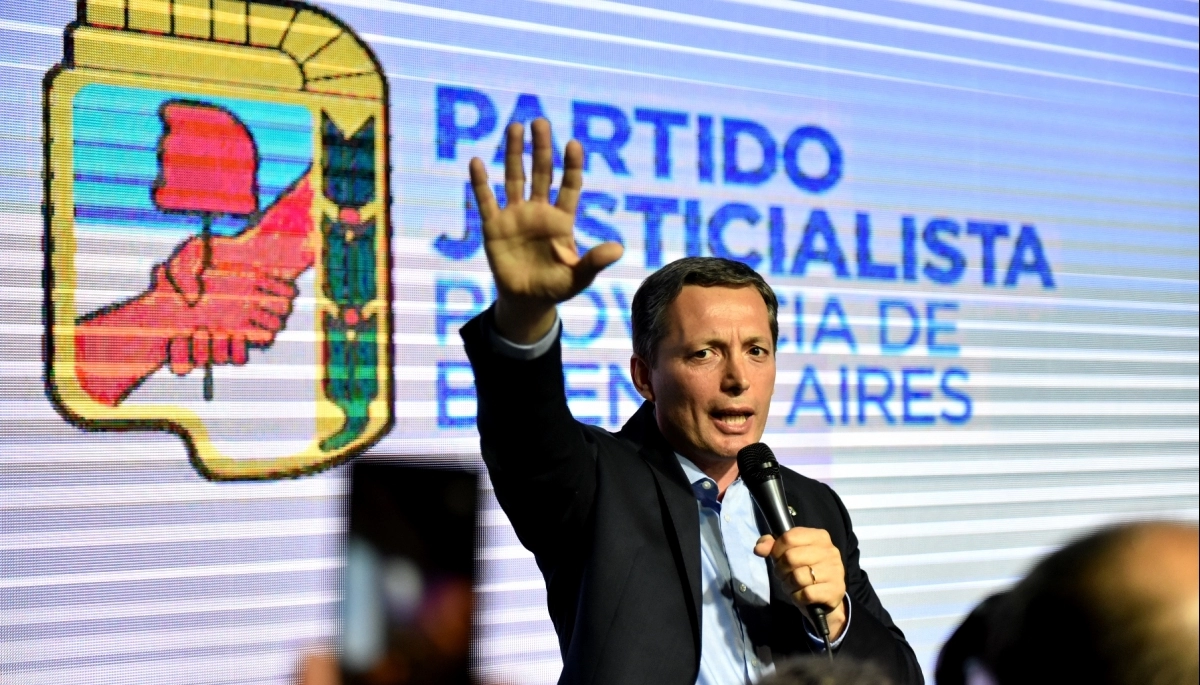 “Tirás una pala y salen corriendo”: Gray despellejó el acto organizado por Máximo Kirchner