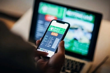 Reclaman por la regulación de billeteras virtuales para impedir las apuestas online de menores