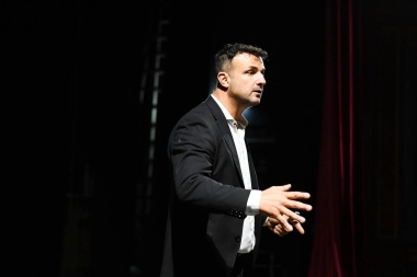 Pablo Cunsolo brindó una charla de oratoria en el Teatro Español de Magdalena