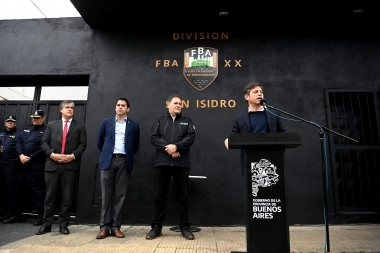 Kicillof, Lanús y patrulleros para San Isidro: la foto del gobernador con un intendente del PRO