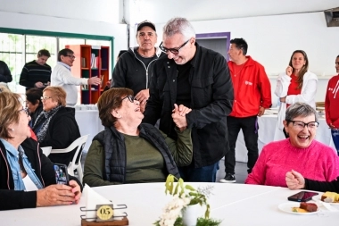 Zamora se reunió con jubilados de Tigre y ratificó su compromiso de acompañarlos