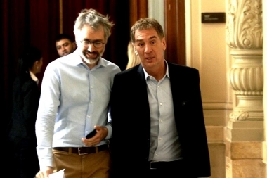 Santilli lanzó fuertes ataques para Kicillof por su visita a México: “Nunca vas a ser Presidente”