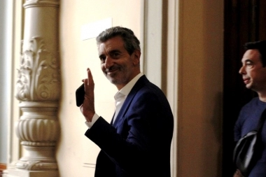 La postulación de Cristina genera su primer coletazo: Randazzo se desafilió del PJ nacional