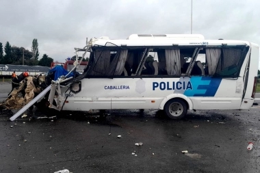 Diputados libertarios PRO exigen respuesta a Kicillof por los policías fallecidos en Carmen de Areco