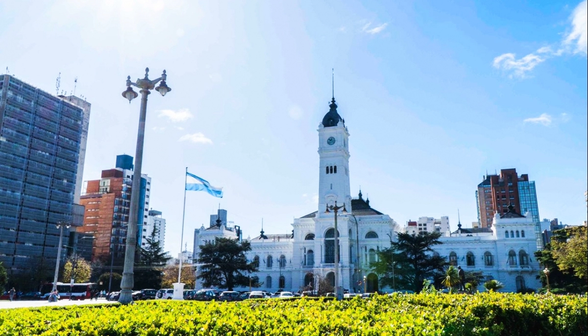 La Plata suspendió obras y trámites administrativos en 400 urbanizaciones ilegales en la ciudad