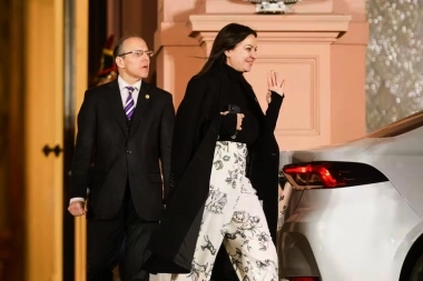 Pettovello baja dos funcionarios para competir en el Conurbano de la mano de Pareja