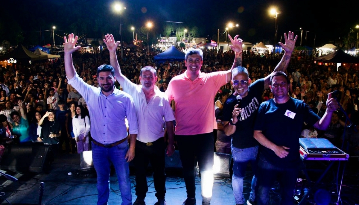 A puro baile, comida y música, 25 de Mayo celebró el cierre de la Fiesta del Pollo y la Granja