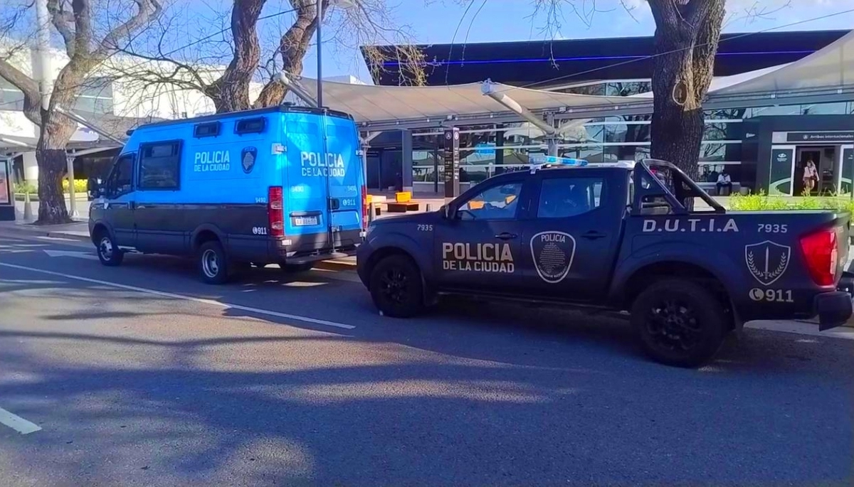 La tercera fue la vencida: extranjero fue detenido varias veces en un año y finalmente lo deportaron