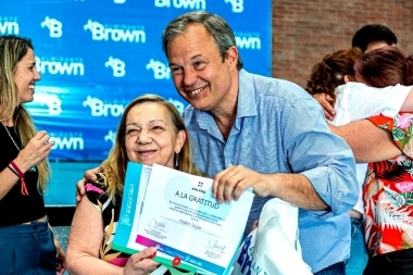 Cascallares elogió el “rol fundamental” que tienen las trabajadoras vecinales de Almirante Brown