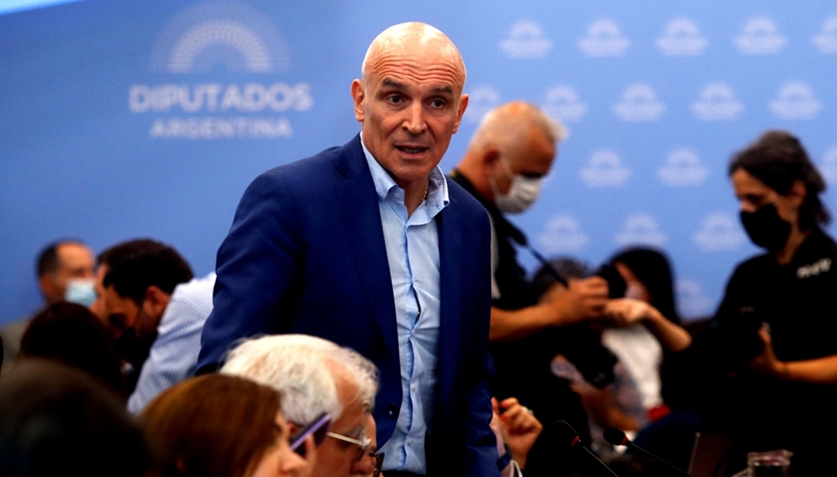 Espert vapuleó la gestión de Kicillof y definió a su conflicto con Cristina como una “pelea de inválidos”