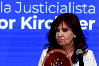 Cristina no se olvidó del cumpleaños de Milei: “ridículas disculpas” y “te van a soltar la mano”