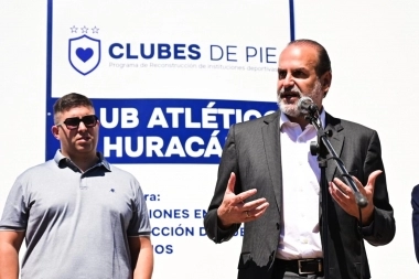 Clubes de Pie: se inauguraron las obras en el club Huracán de Bahía Blanca
