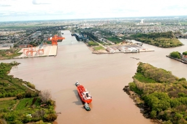 Para reafirmar su identidad, diputada oficialista pretende cambiarle el nombre al Puerto La Plata