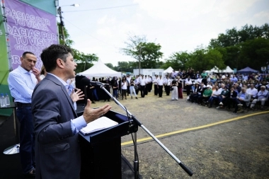 Kicillof volvió a cargar contra Milei: “Sostiene que cada uno tiene que arreglarse como pueda”
