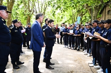 Kicillof inauguró la ampliación del edificio de sanidad de la Escuela de Policía Juan Vucetich