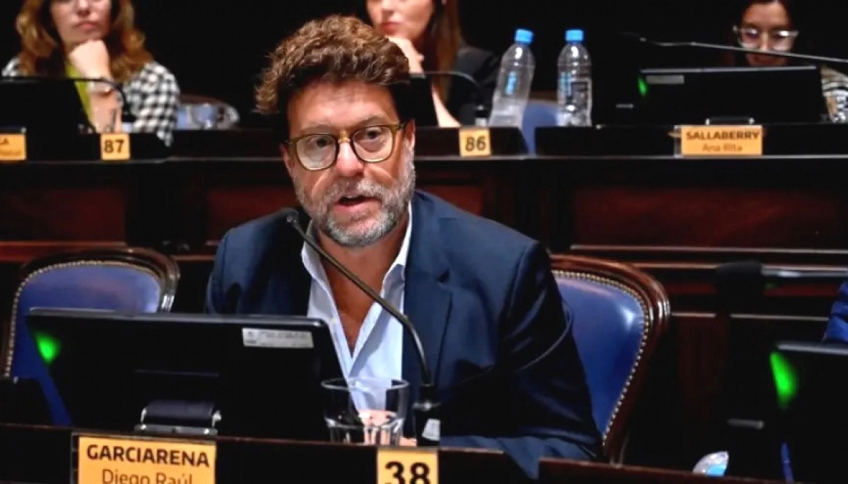 “Que se ponga a gobernar”: Garciarena cargó contra Kicillof y los “parches” al conflicto de IOMA