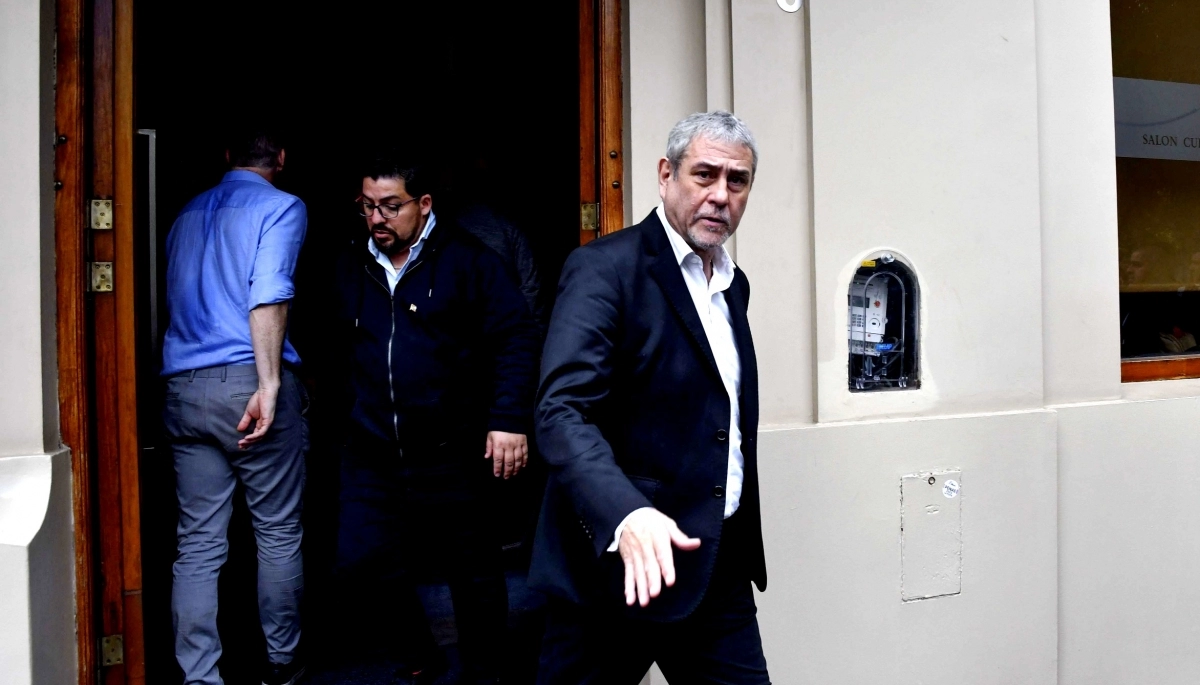 Interna: Ferraresi rompió el bloque de concejales oficialistas en el distrito de Mayra Mendoza