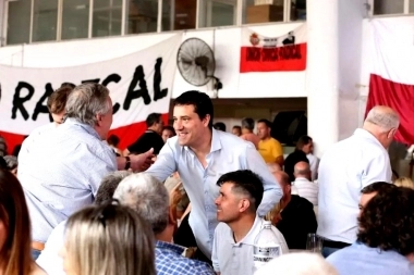 Abad lanzó el “Movimiento RA” y recalcó la importancia de “resignificar” al radicalismo