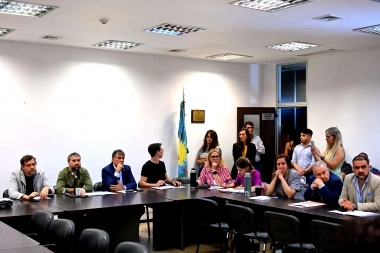 La ley de Kicillof para crear el Centro de Industria Farmacéutica bonaerense avanza en la Legislatura