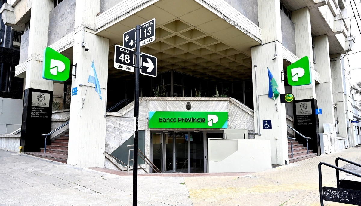 Los bancos de La Plata cambian de horario por el verano y serán 108 distritos que se verán afectados