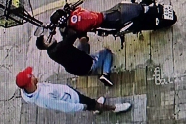 En segundos y con impunidad, continúan los robos de motos en Lanús