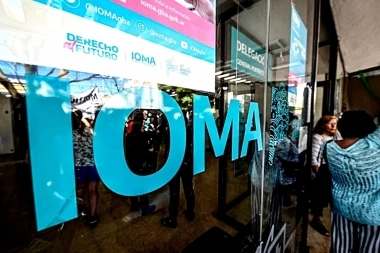 Afiliados a IOMA de Azul se suman a la resistencia y al repudio contra el pacto con COCEBA