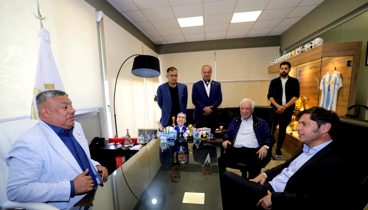 Acuerdo Kicillof - “Chiqui” Tapia: el Estadio Único de La Plata será sede de la Selección Argentina