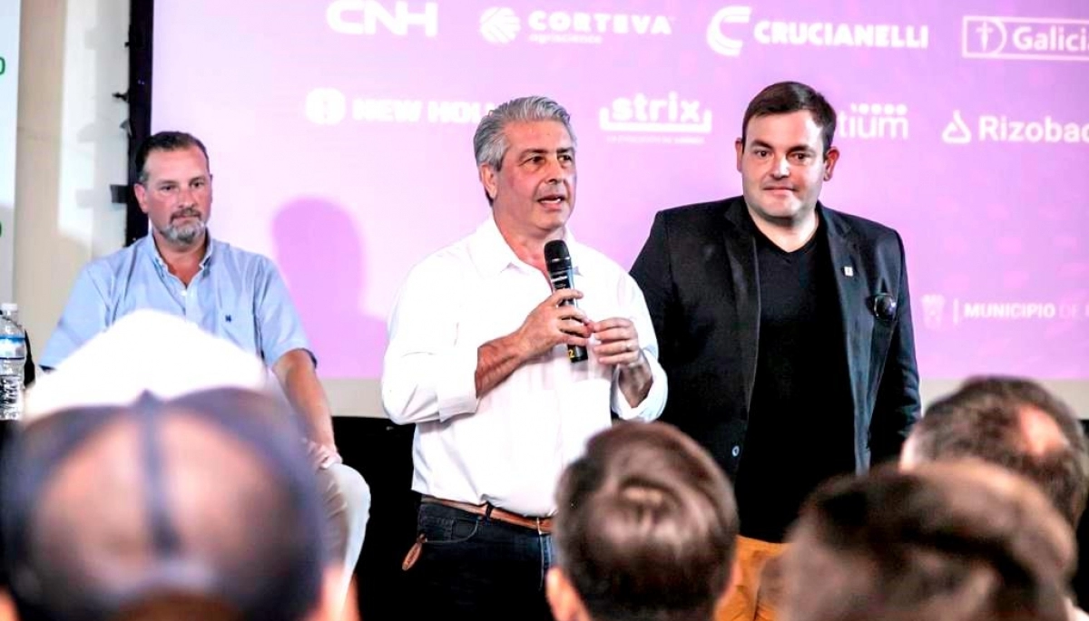 Martínez planteó objetivos para Pergamino en 2025 y dijo “no” a reelecciones indefinidas en Provincia
