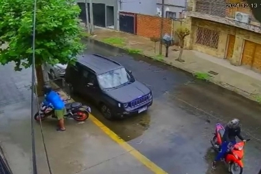 Récord en Tres de Febrero: en diez segundos se robaron una moto estacionada