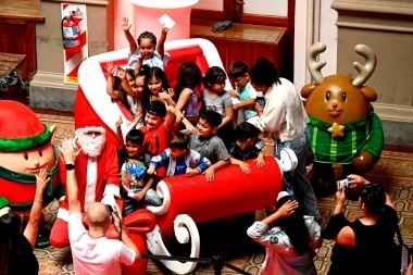 Miles de familias disfrutaron de "Navidad Puerto" en la Municipalidad de Bahía Blanca
