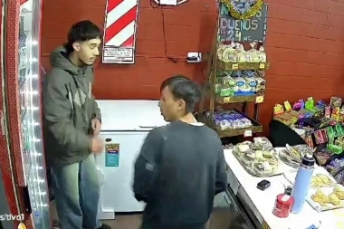 Barrio El Martillo: delincuentes armados dieron un golpe y se llevaron la recaudación de un almacén