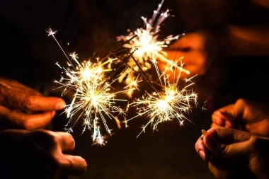 Zurro pidió solidaridad a los vecinos y que no utilicen pirotecnia en año nuevo: “Menos ruido y más luces”